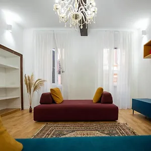 splendido-appartamento-nel-cuore-di-roma-monti.it-romehotels.com/